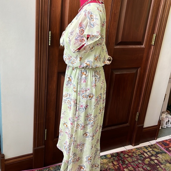 As U Wish Sheer Overlay V-neck cap sleeve dress mini to Maxi Sage NWOT Size S - Picture 13 of 16